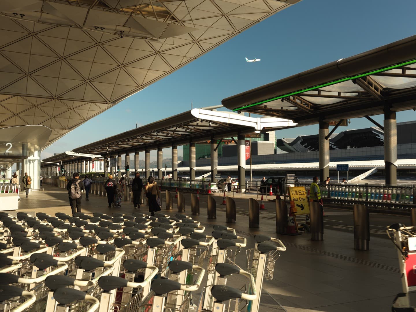 Intelligent Traffic Guidance Lighting at Hong Kong International Airport